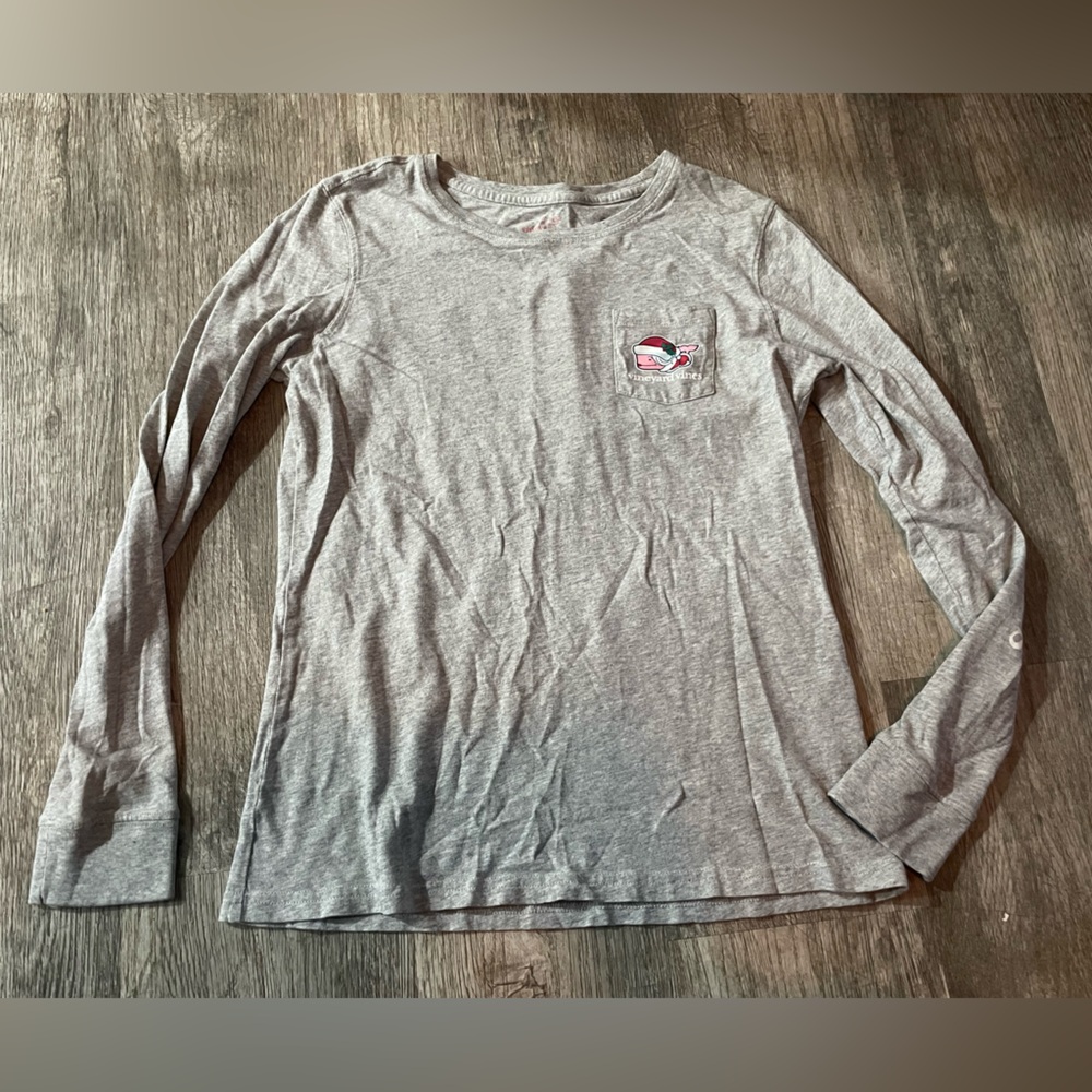 Vineyard Vines Women's XS long sleeve gray Christmas t-shirt